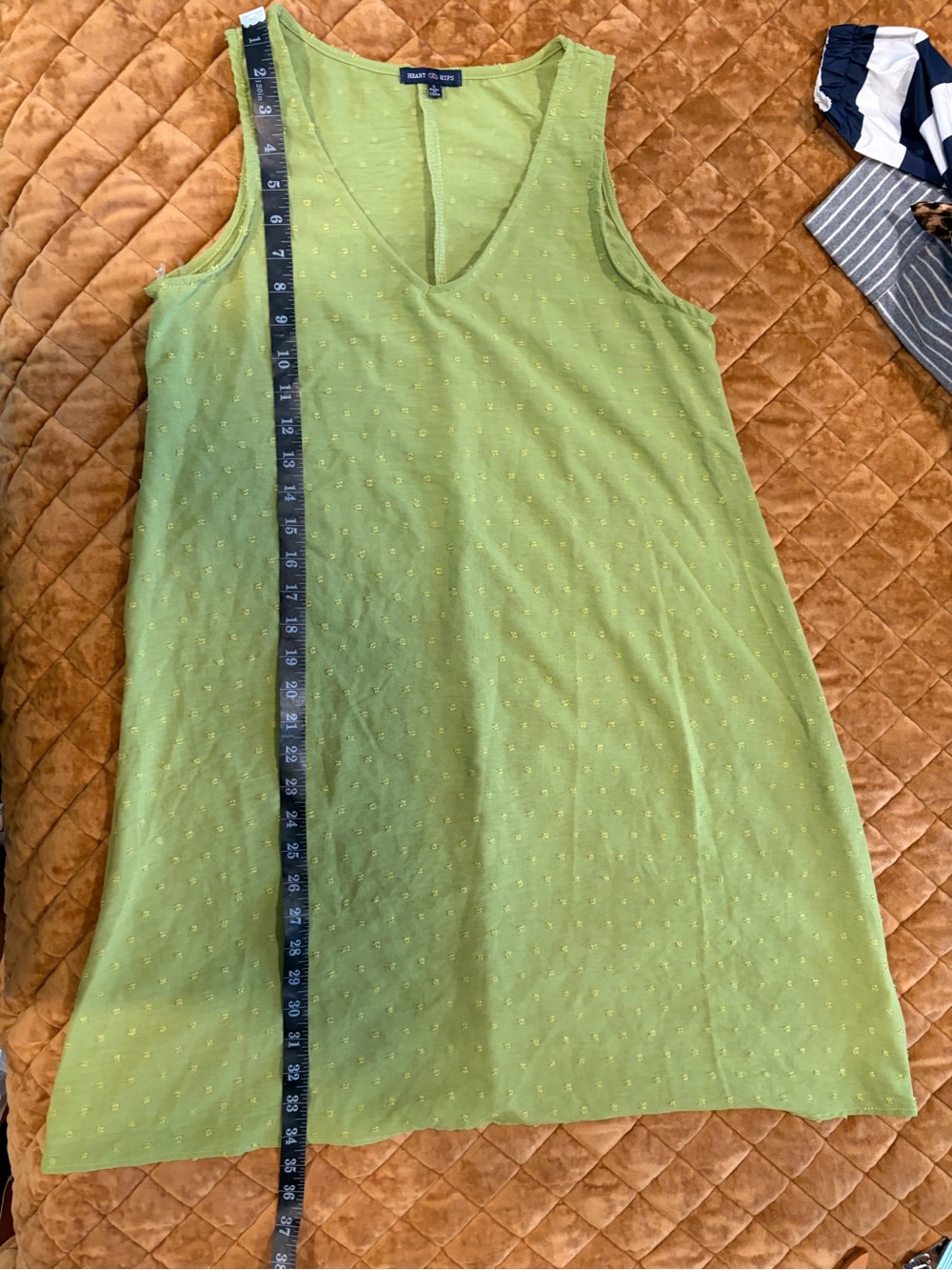 Heart Hips Green Sleeveless V-Neck Midi Dress - Picture 6 of 6